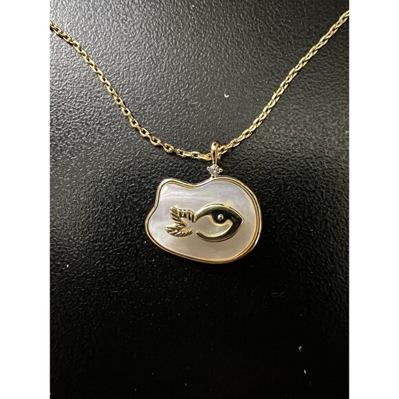 Beautiful Belk PISCES Pearlescent Gold Fish Pendant Gold Chain Necklace - Picture 3 of 7